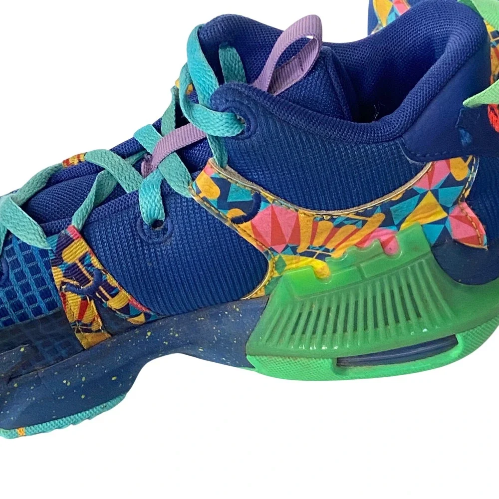 Nike LeBron Witness 7 GS Royal Blue Green Strike DQ8650-400 Kids Size 7Y